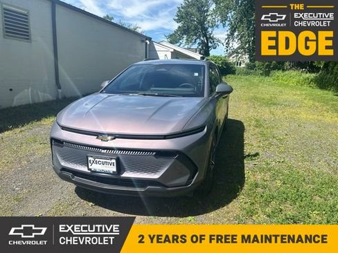 New 2026 Chevrolet Equinox EV LT AWD/4WD image 1