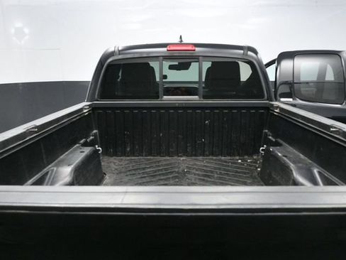Used 2018 Toyota Tacoma SR5 image 13