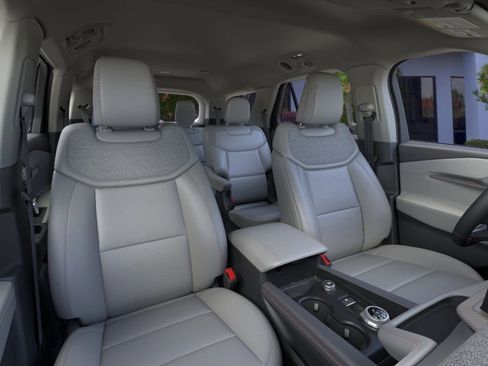 New 2026 Ford Explorer Active w/ Active Comfort Package image 33