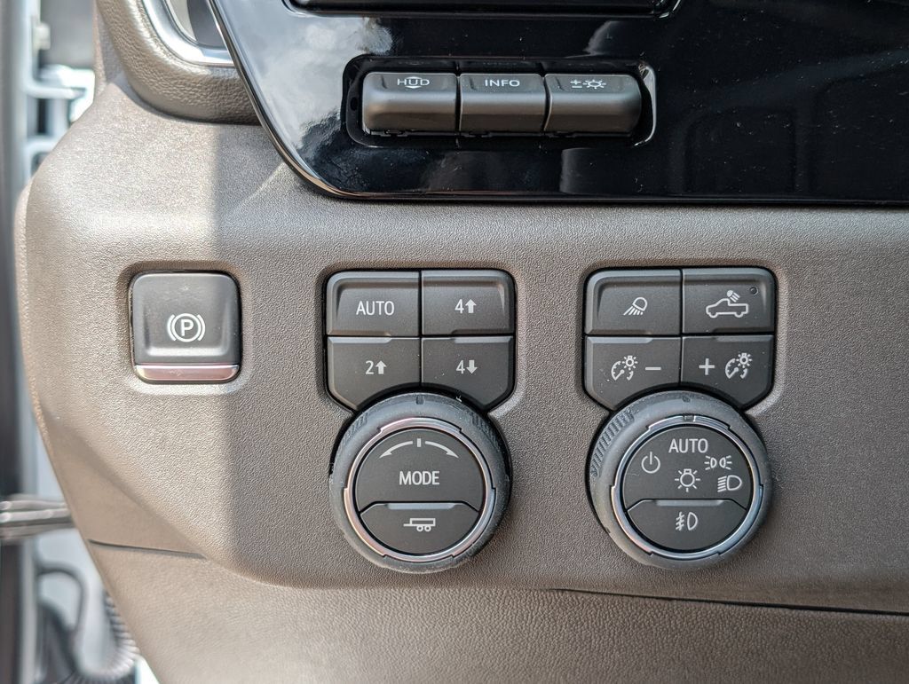 New 2026 Chevrolet Silverado 3500 LTZ w/ LTZ Premium Texas Edition AWD/4WD image 16