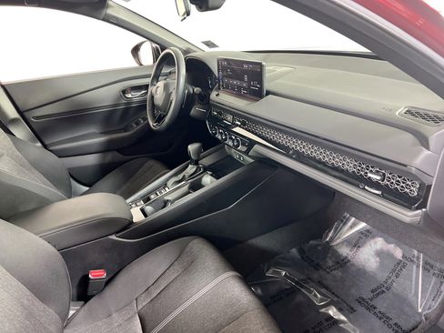 Used 2025 Honda Accord Sport image 27