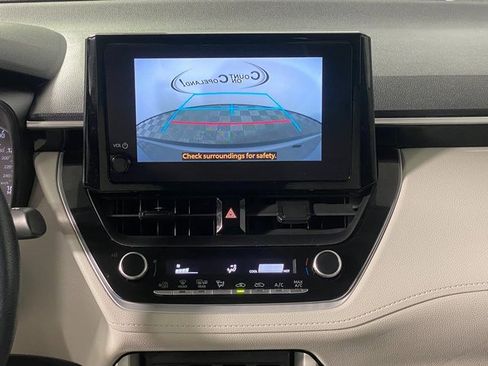 Certified 2023 Toyota Corolla Cross L image 15