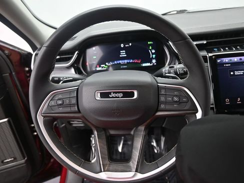 Used 2024 Jeep Grand Cherokee Limited 4xe AWD/4WD image 23