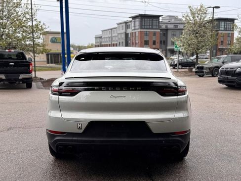 Used 2021 Porsche Cayenne Coupe AWD/4WD image 5