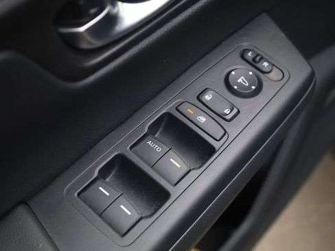 Used 2024 Honda CR-V LX image 13