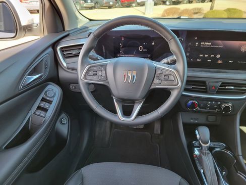 Used 2024 Buick Encore GX Preferred w/ Comfort Package image 12