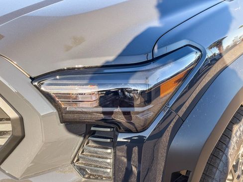 New 2026 Toyota Tacoma TRD Off-Road image 9