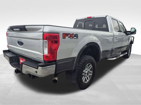 Used 2017 Ford F250 Lariat w/ Lariat Value Package image 11