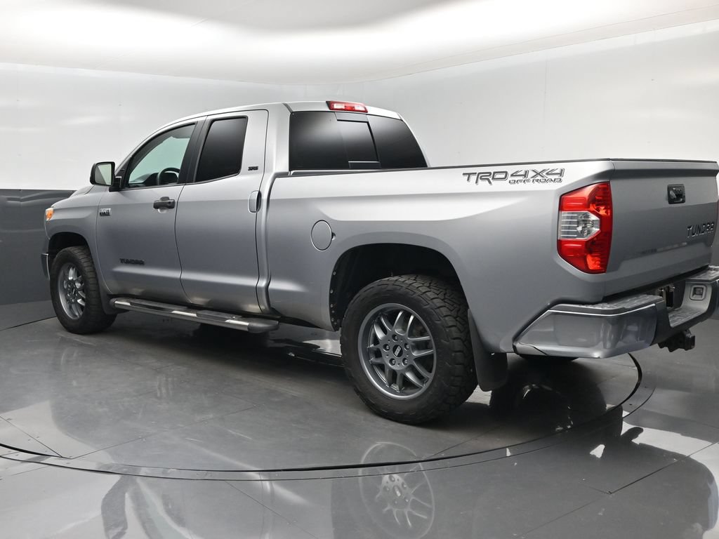 Used 2014 Toyota Tundra SR5 w/ SR5 Upgrade Package AWD/4WD image 4