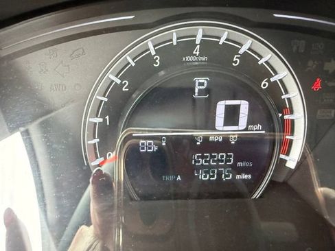Used 2017 Honda CR-V LX image 10