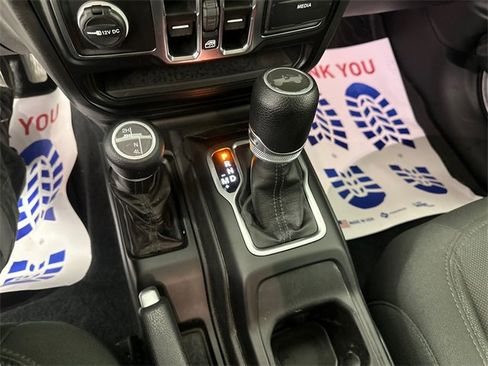 Certified 2022 Jeep Wrangler Unlimited Sport image 31