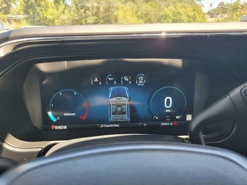 Certified 2023 Ford F250 Lariat w/ Lariat Ultimate Package AWD/4WD image 29