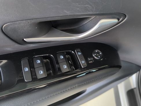 Used 2022 Hyundai Tucson Limited image 10