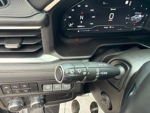 Certified 2023 GMC Yukon XL Denali AWD/4WD image 19