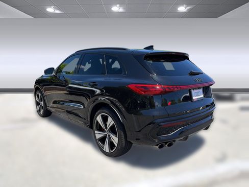New 2026 Audi SQ5 Premium Plus AWD/4WD image 3