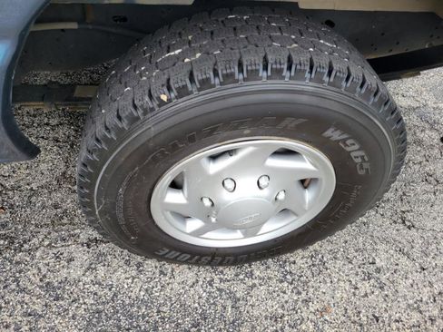 Used 2014 Ford E-350 and Econoline 350 Super Duty w/ Insulation Package image 65