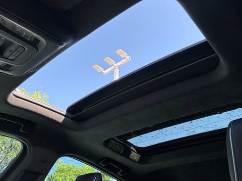 Used 2026 Cadillac CT5 V Blackwing w/ Super Cruise 1 Package image 7