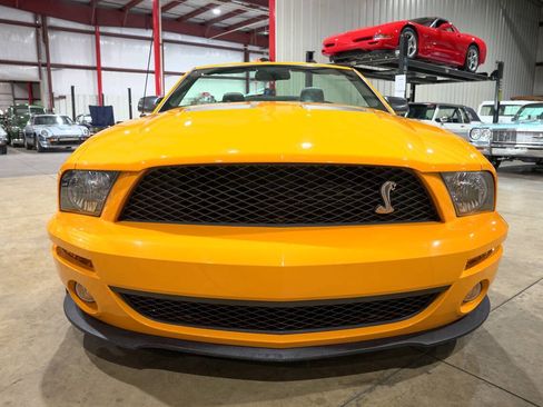 Used 2007 Ford Mustang Shelby GT500 RWD image 13