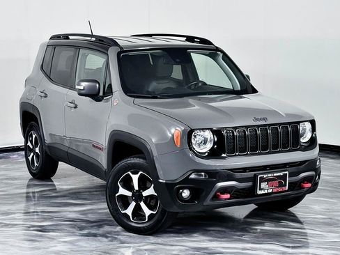 Used 2021 Jeep Renegade Trailhawk AWD/4WD image 3