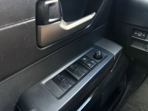 Used 2022 Toyota Tundra SR5 image 12