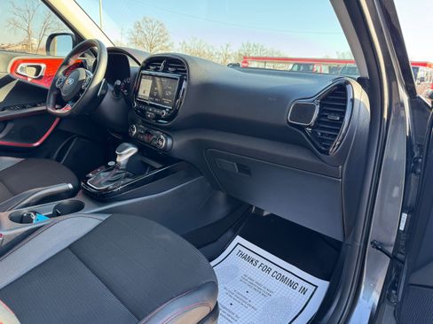 Used 2021 Kia Soul Turbo image 18