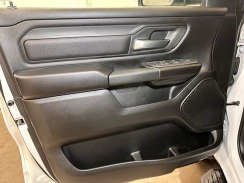 New 2026 RAM 1500 Express AWD/4WD image 18