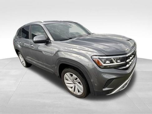 Used 2022 Volkswagen Atlas Cross Sport SE FWD image 5