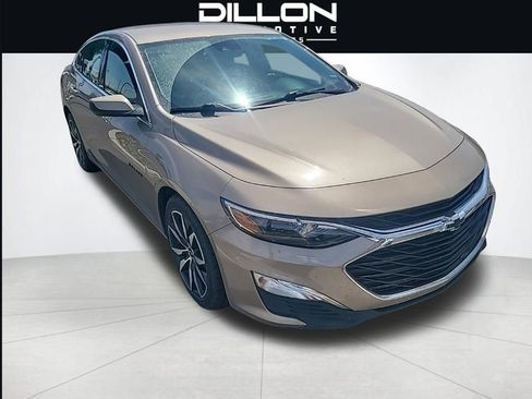 Used 2023 Chevrolet Malibu RS w/ Driver Confidence Package FWD image 3