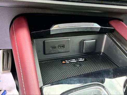 Used 2025 Buick Envision Sport Touring AWD/4WD image 32
