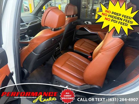 Used 2019 BMW X7 xDrive50i w/ M Sport Package image 9