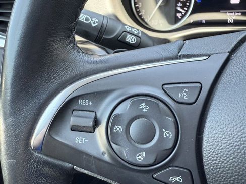 Used 2021 Buick Enclave Avenir w/ Avenir Technology Package image 15