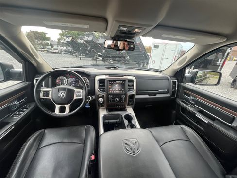 Used 2016 RAM 1500 Laramie image 22