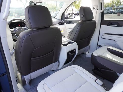 New 2026 GMC Acadia Denali FWD image 13