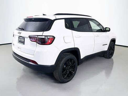 New 2026 Jeep Compass Latitude image 7