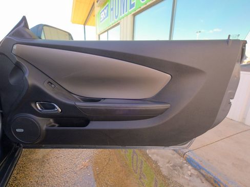 Used 2010 Chevrolet Camaro SS image 17