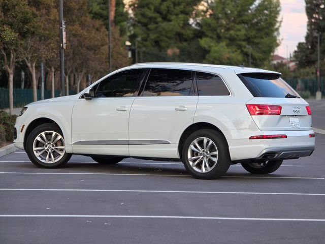 Used 2017 Audi Q7 3.0T Premium AWD/4WD image 23