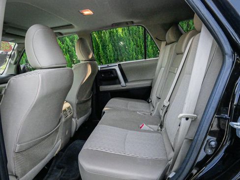 Used 2013 Toyota 4Runner SR5 w/ Convenience Pkg RWD image 8