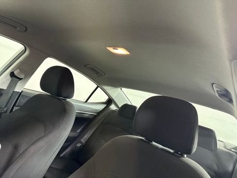 Used 2019 Hyundai Elantra SEL w/ Cargo Package image 12