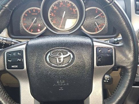 Used 2011 Toyota 4Runner SR5 w/ Premium Pkg w/Leather AWD/4WD image 14