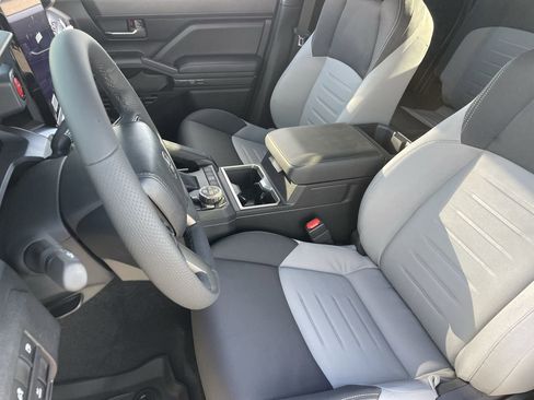 New 2026 Toyota Tacoma TRD Off-Road AWD/4WD image 18