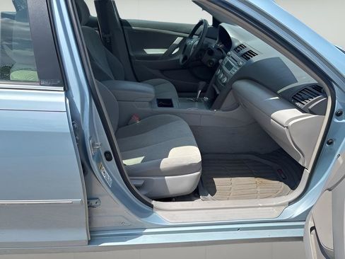 Used 2007 Toyota Camry LE FWD image 12