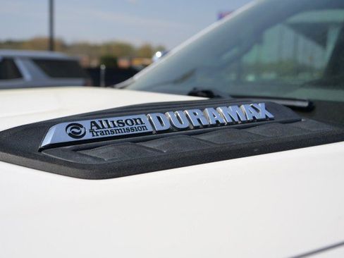 Used 2022 Chevrolet Silverado 3500 High Country w/ Technology Package image 13