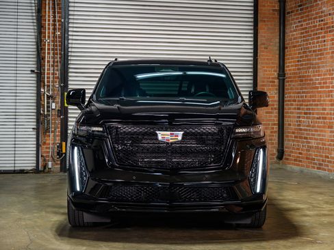 Used 2024 Cadillac Escalade V w/ LPO, Floor Liner Package image 10