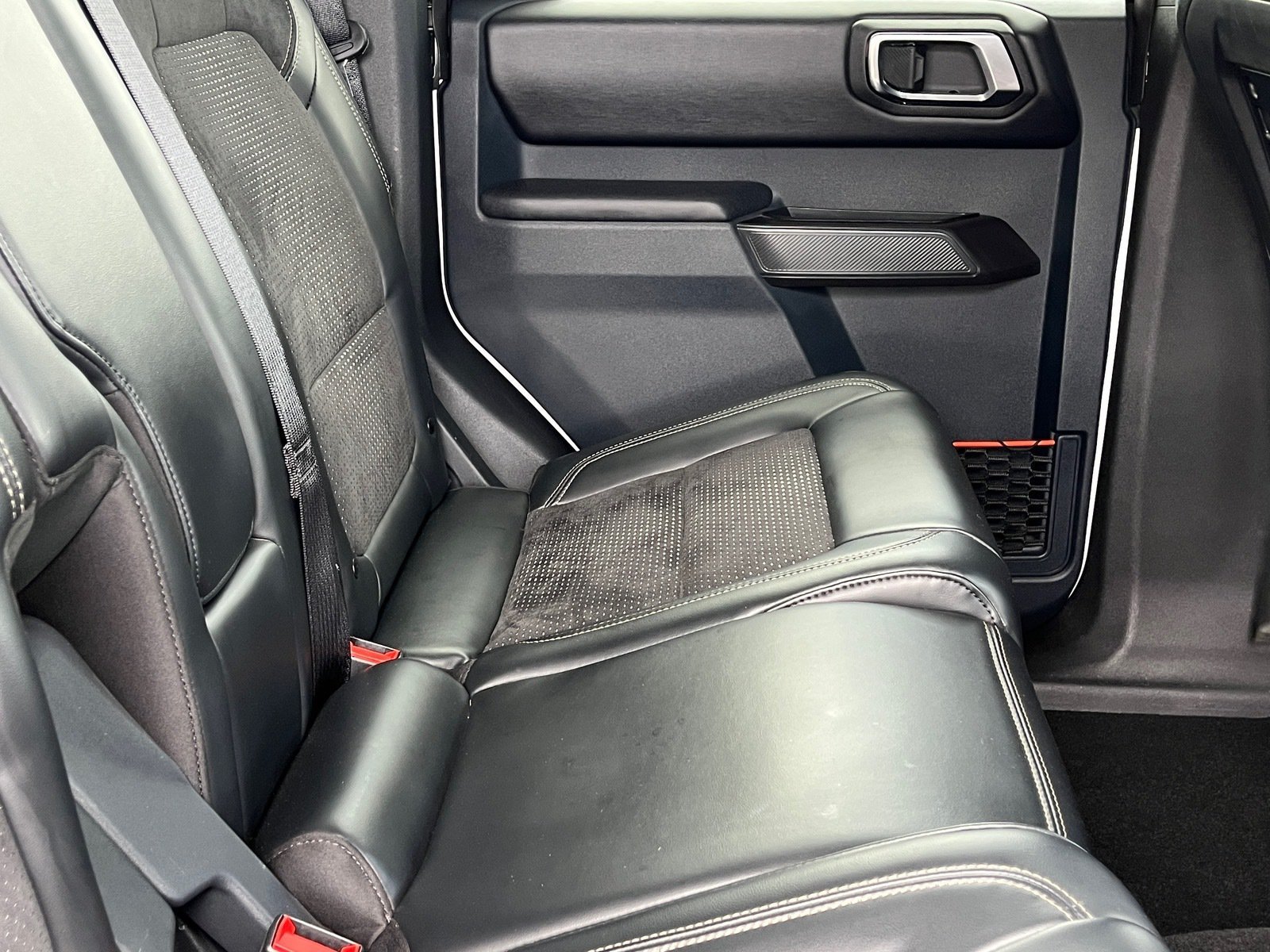 Used 2024 Ford Bronco Raptor w/ Interior Carbon Fiber Pack 6 AWD/4WD image 11