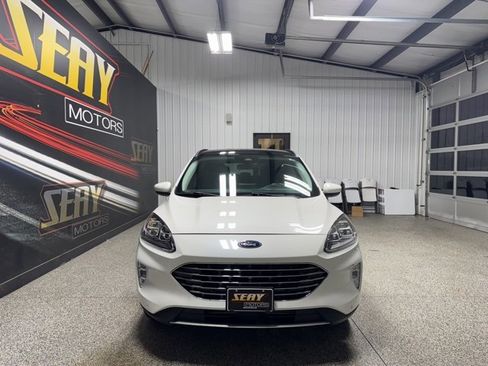 Used 2022 Ford Escape Titanium w/ Titanium Elite Package image 19