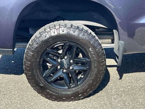 Used 2023 Chevrolet Silverado 1500 LT Trail Boss w/ Protection Package AWD/4WD image 12