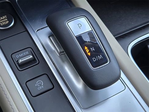 Used 2023 INFINITI QX60 Sensory w/ Cargo Package image 22