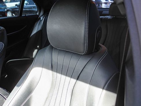 Used 2022 Mercedes-Benz E 350 Sedan image 25