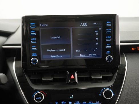 Used 2020 Toyota Corolla LE image 27