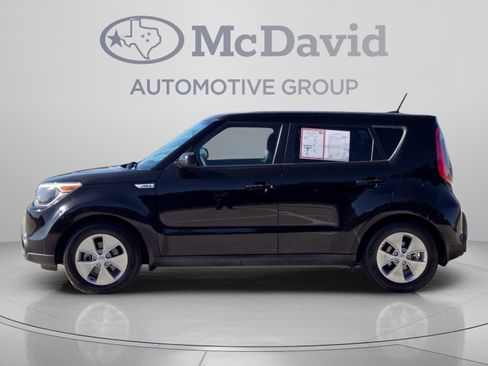 Used 2016 Kia Soul FWD image 2